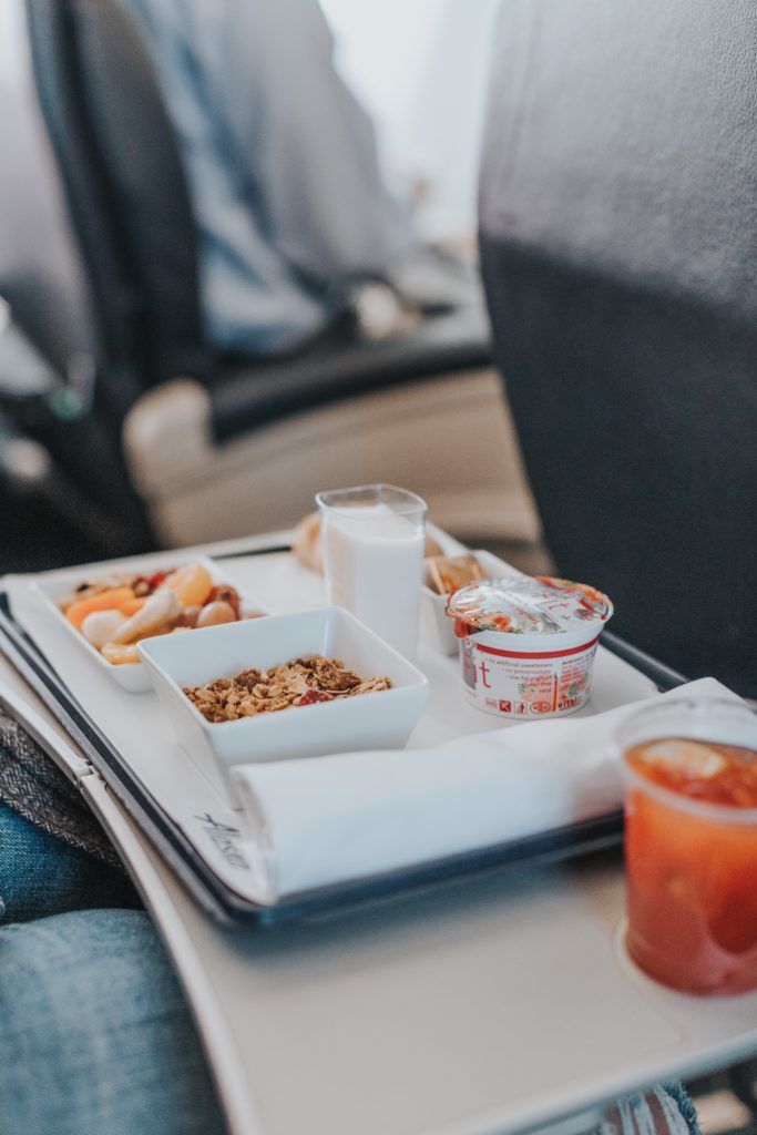 Vegetarianos excluidos del menú de Qantas Airlines – Travel Noire