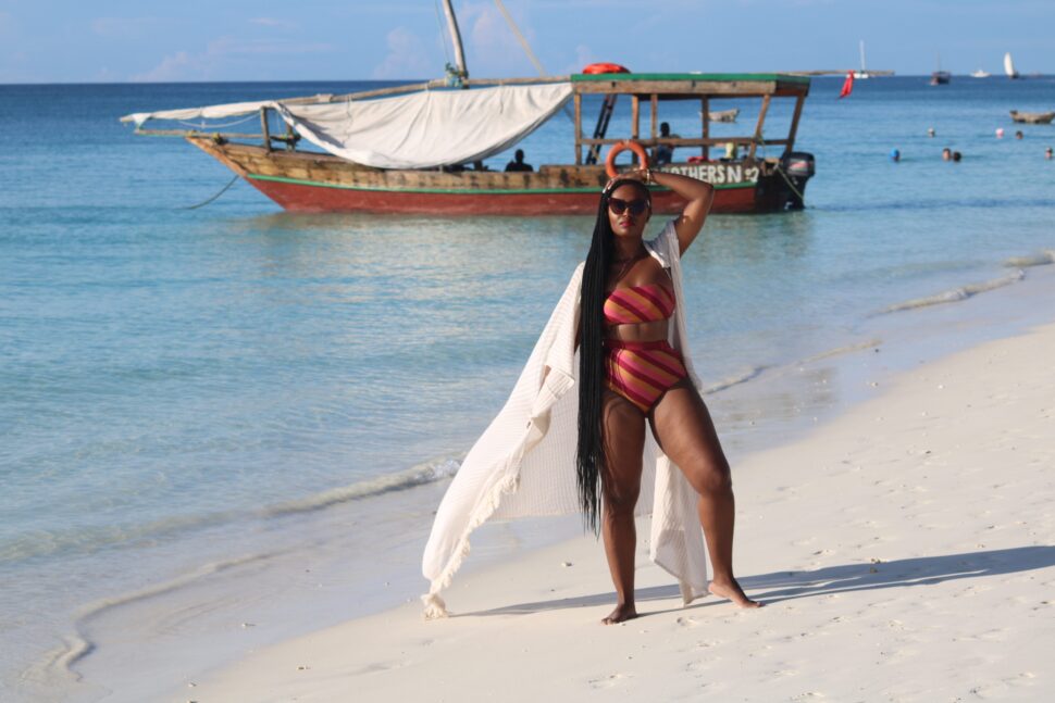 Conoce a Tenicka Boyd: la embajadora social de la diáspora africana - Travel Noire