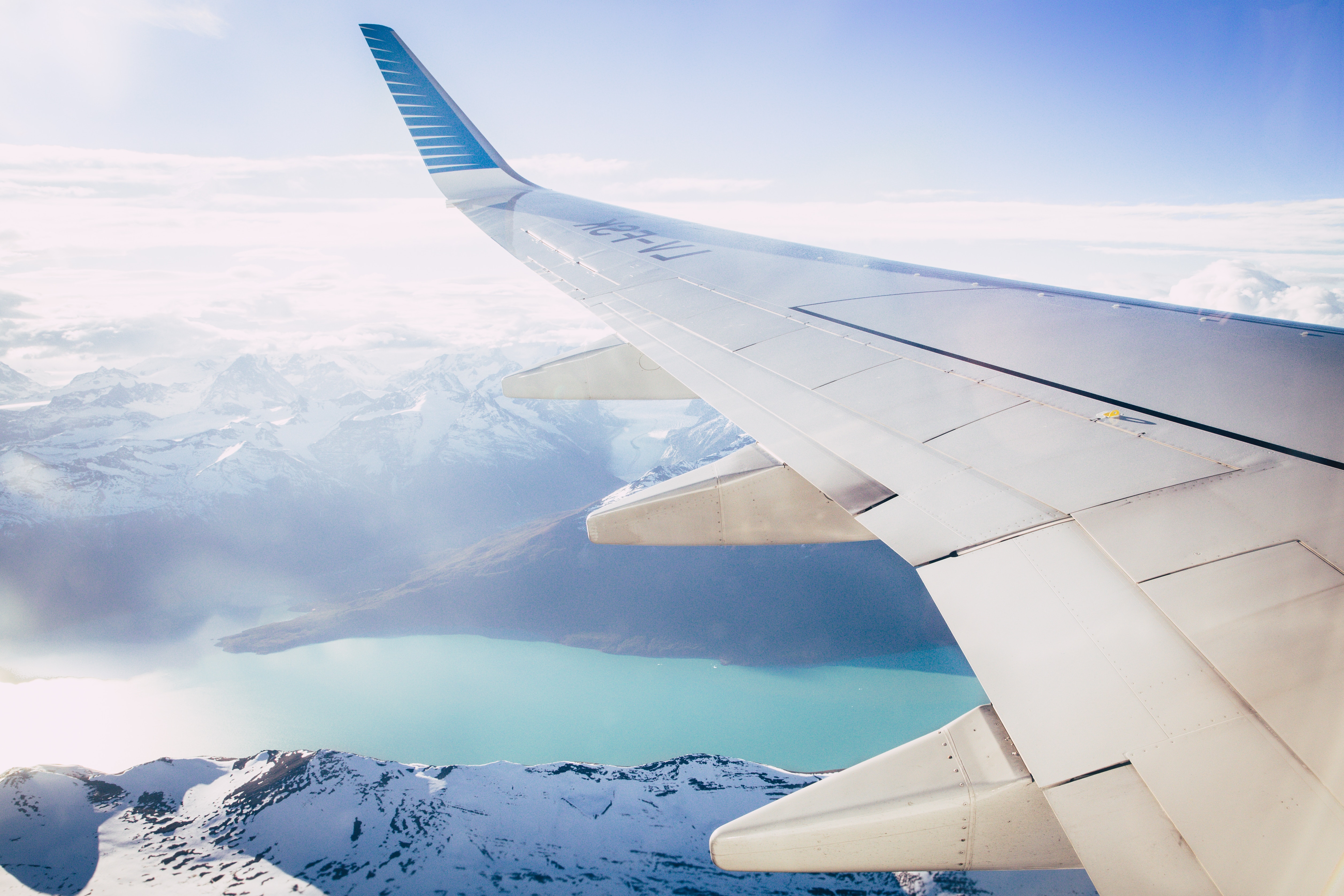 The 3 Flight Deal Websites Travel Addicts Are Obsessed With