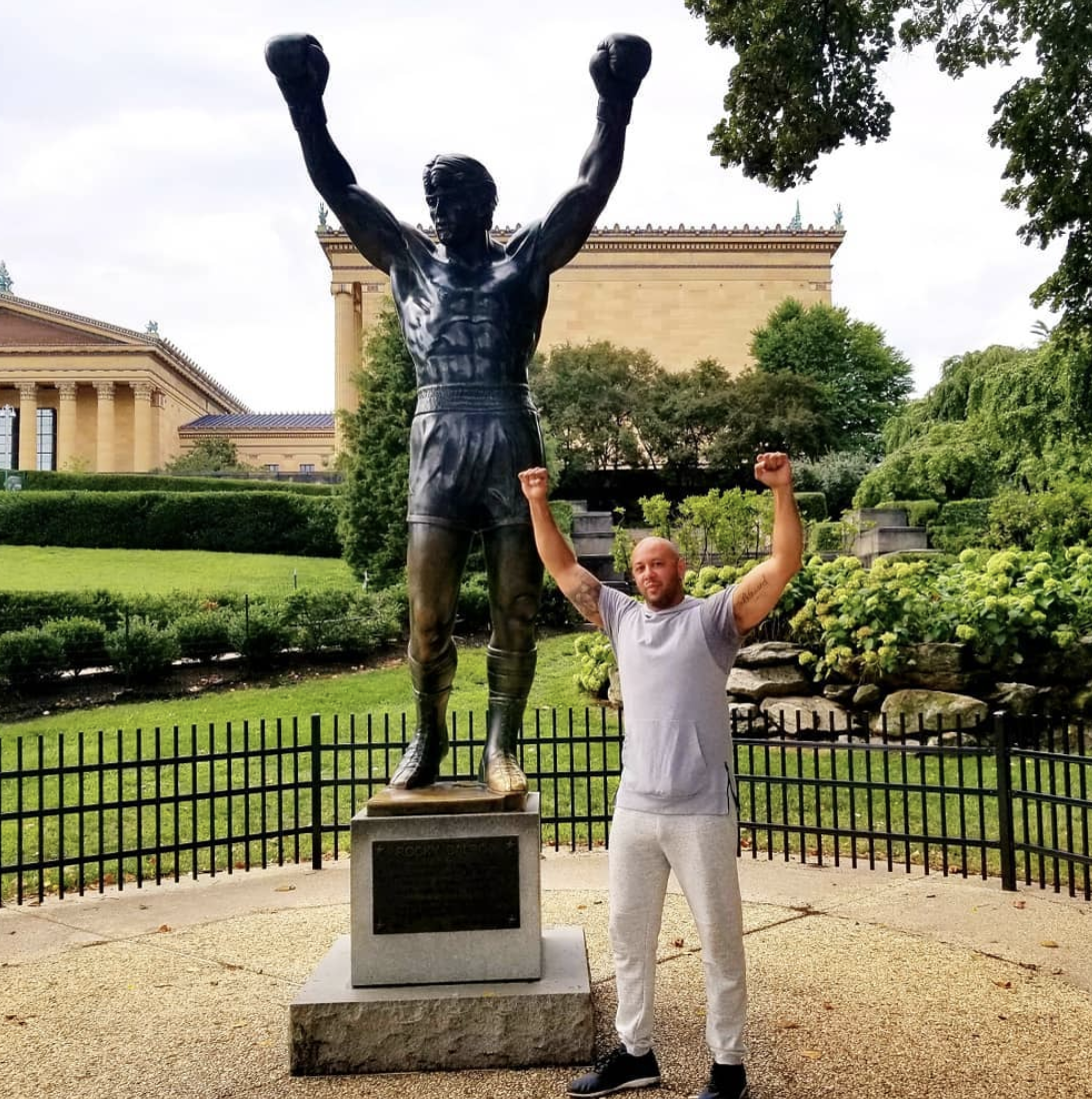 rocky statue philadelphia. @ljsantana Instagram. 