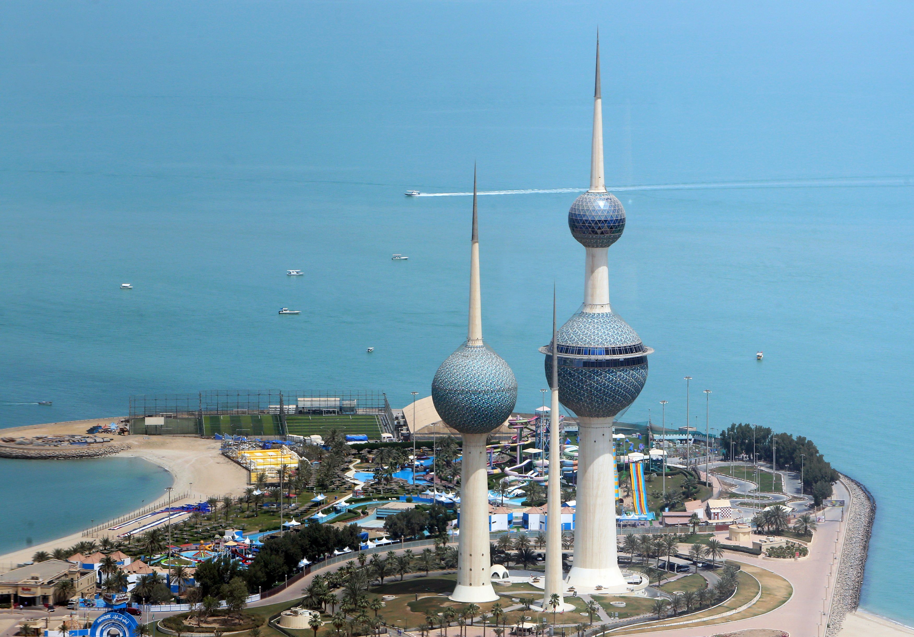 The Black Expat: Three Friends Finding Their Way In Kuwait