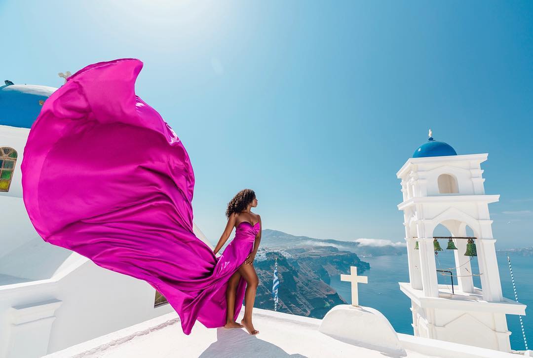 A Guide To Capturing That Perfect Photo In Santorini