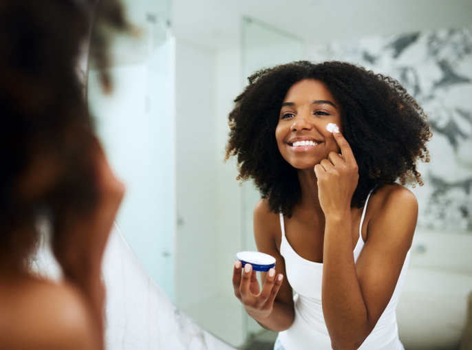 5 Tips For Making Your Skincare Routine Travel-Friendly