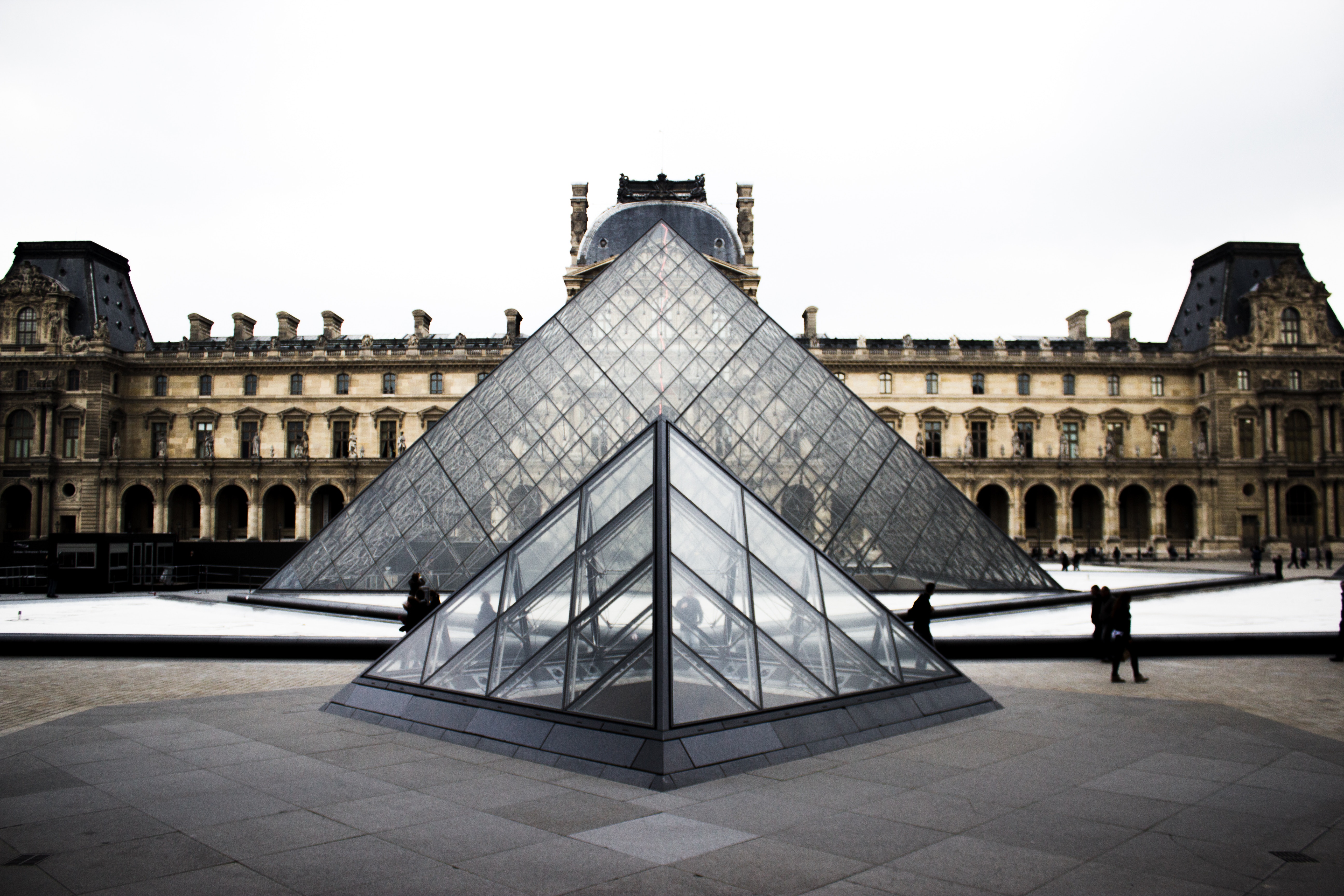 Louvre Museum Endowment Fund to Help Restore France's Historica Buildings