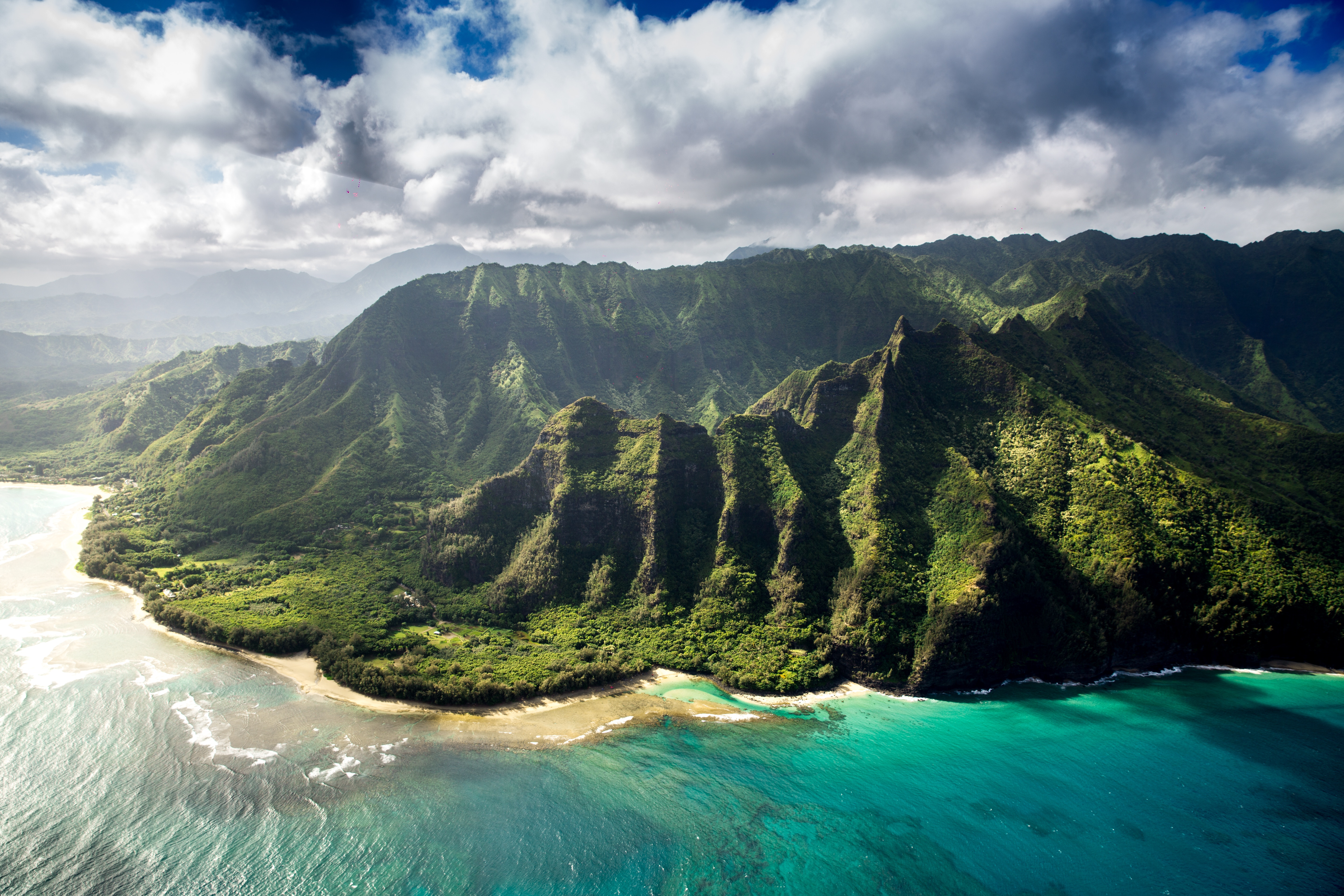 West Coast Flight Deal: Fly To Hawaii For Under $300