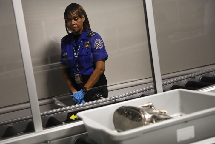TSA Body Scanners Appear To Be Discriminating Against Black Women's Hairstyles