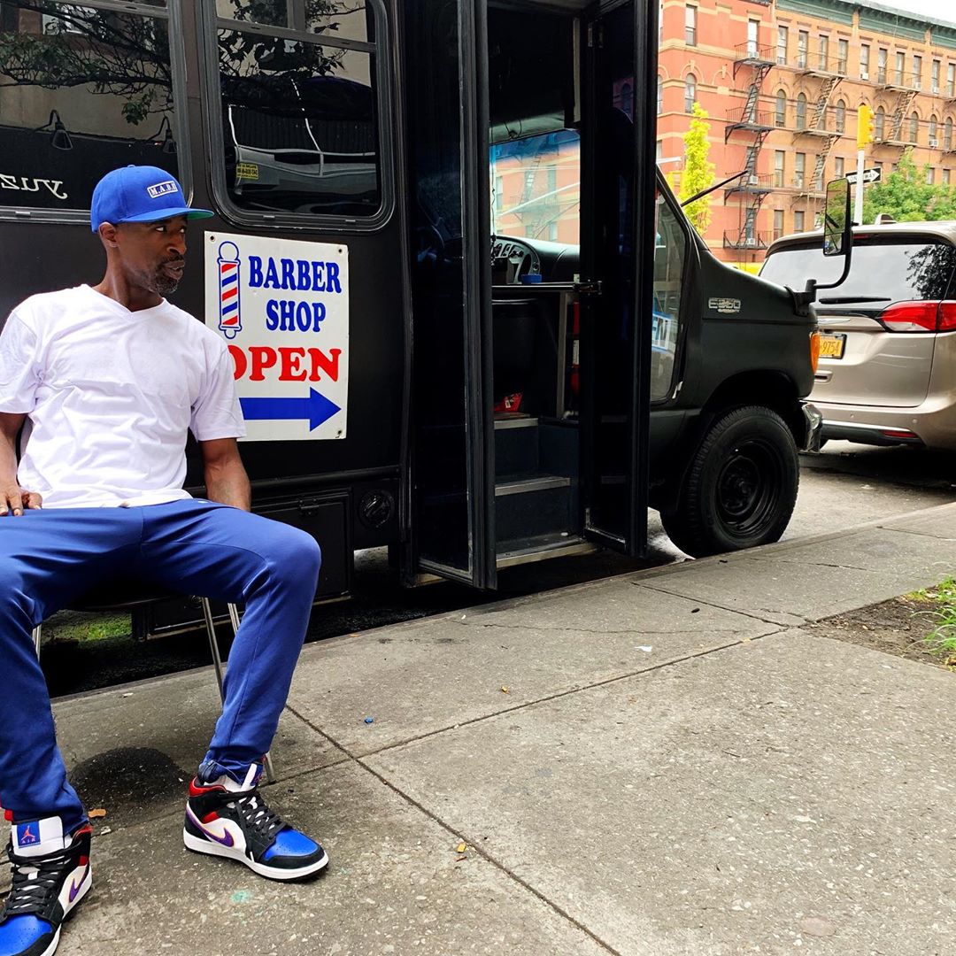 Black Barber Opens Harlem's First Mobile Barbershop