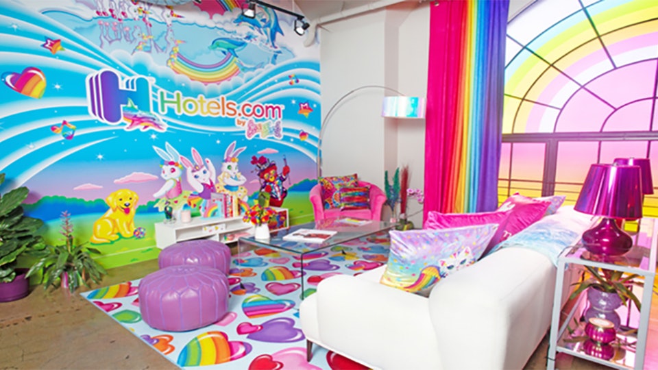 Stay At This Lisa Frank Inspired Apartment &amp; Finally Live Your '90s Hot Girl Dreams