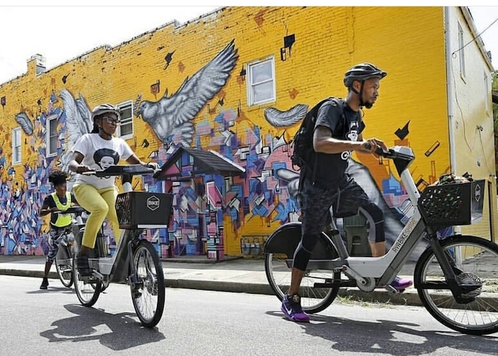 This Black-Owned Bike And Brunch Company Highlights Historical Neighborhoods