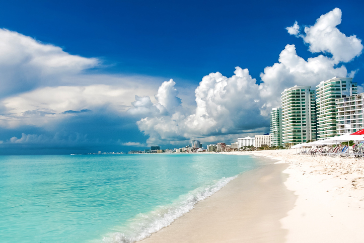 Flight Deal: Fly Nonstop From Chicago To Cancun, Mexico For $170