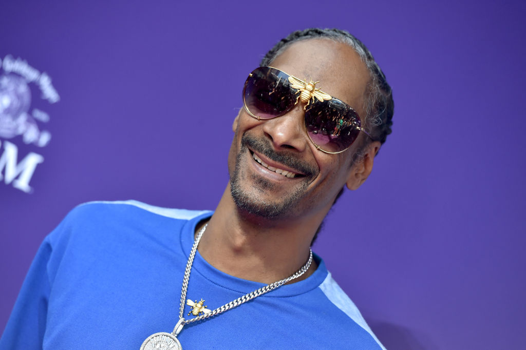 Did You Know? Queen Elizabeth Once Stepped In To Prevent Snoop Dogg From Being Banned From The UK