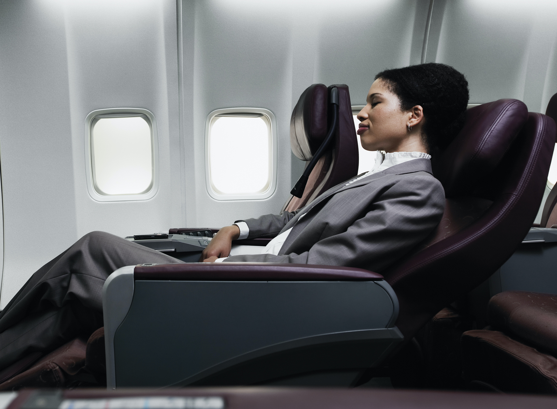 Flying Business? Here Are The 10 Best And Worst Airlines For Business Class Travel