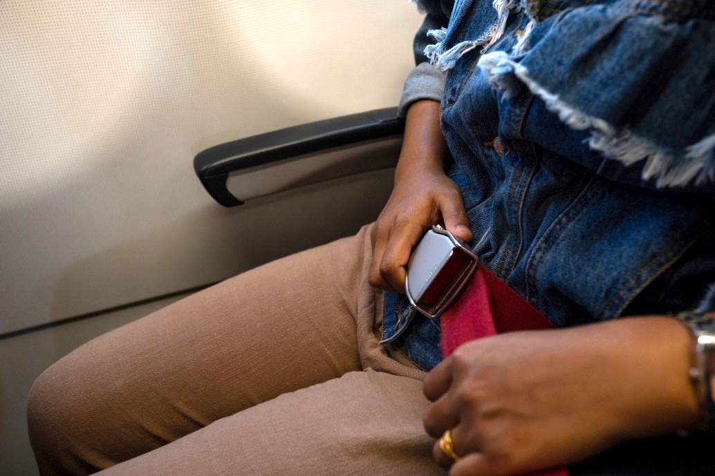 More Airlines Are Dropping The Dreaded Middle Seat
