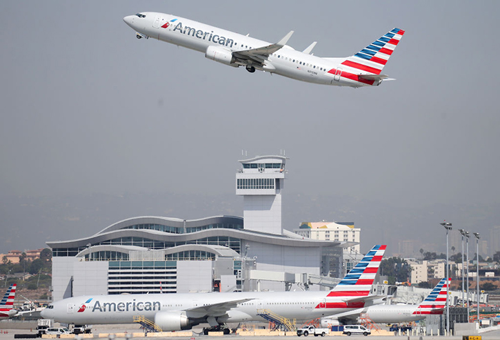 American Airlines Flight Takes 12 Hours From Dallas To L.A.