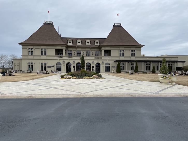 Château Élan: The Ultimate Self-Care Getaway Experience