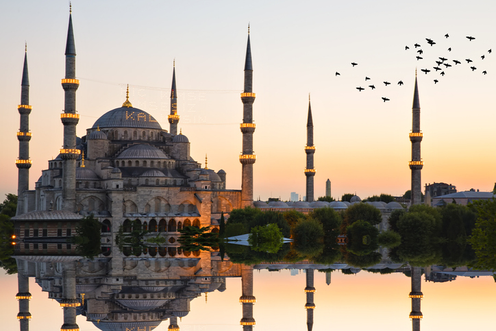 10 Of Istanbul, Turkey's Most   Photo-Worthy Spots