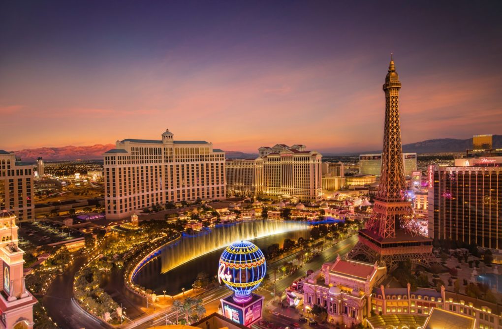 5 Beautiful Las Vegas Hotels Not On The Strip
