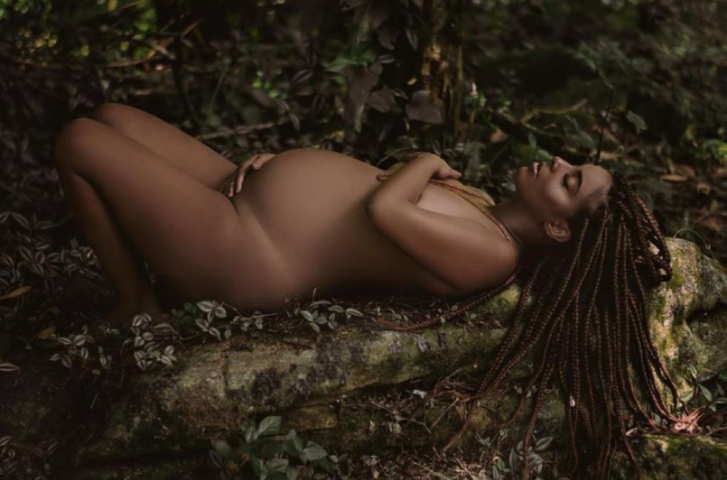Meet The Photographer Behind These Stunning Maternity Photoshoots In Brazil
