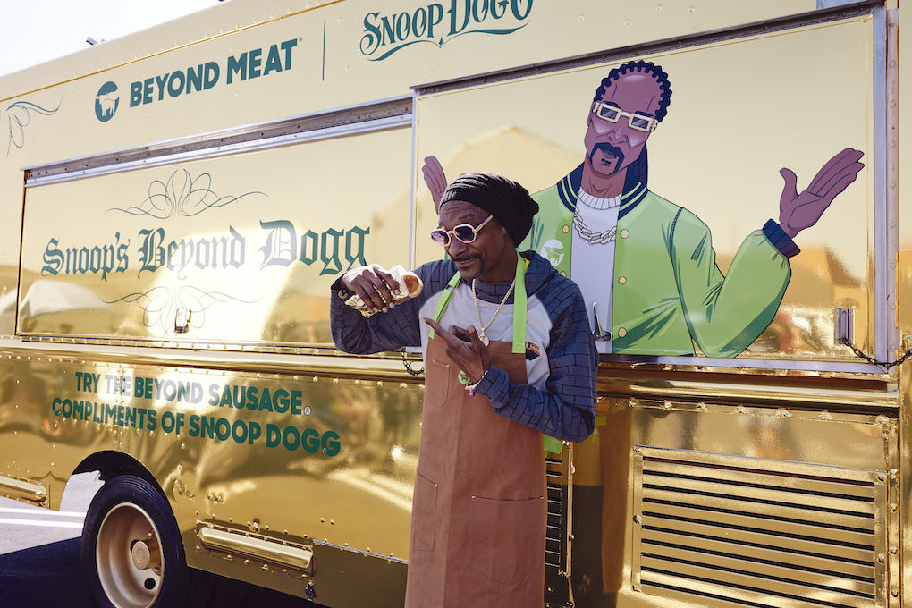 Snoop Dogg and NFL Star Derwin James Team Up To Give Out Free Vegan Meals In LA