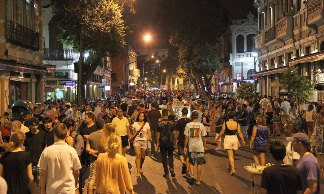 7 Spots To Visit In Lapa, The Most Traditional Night District In Brazil