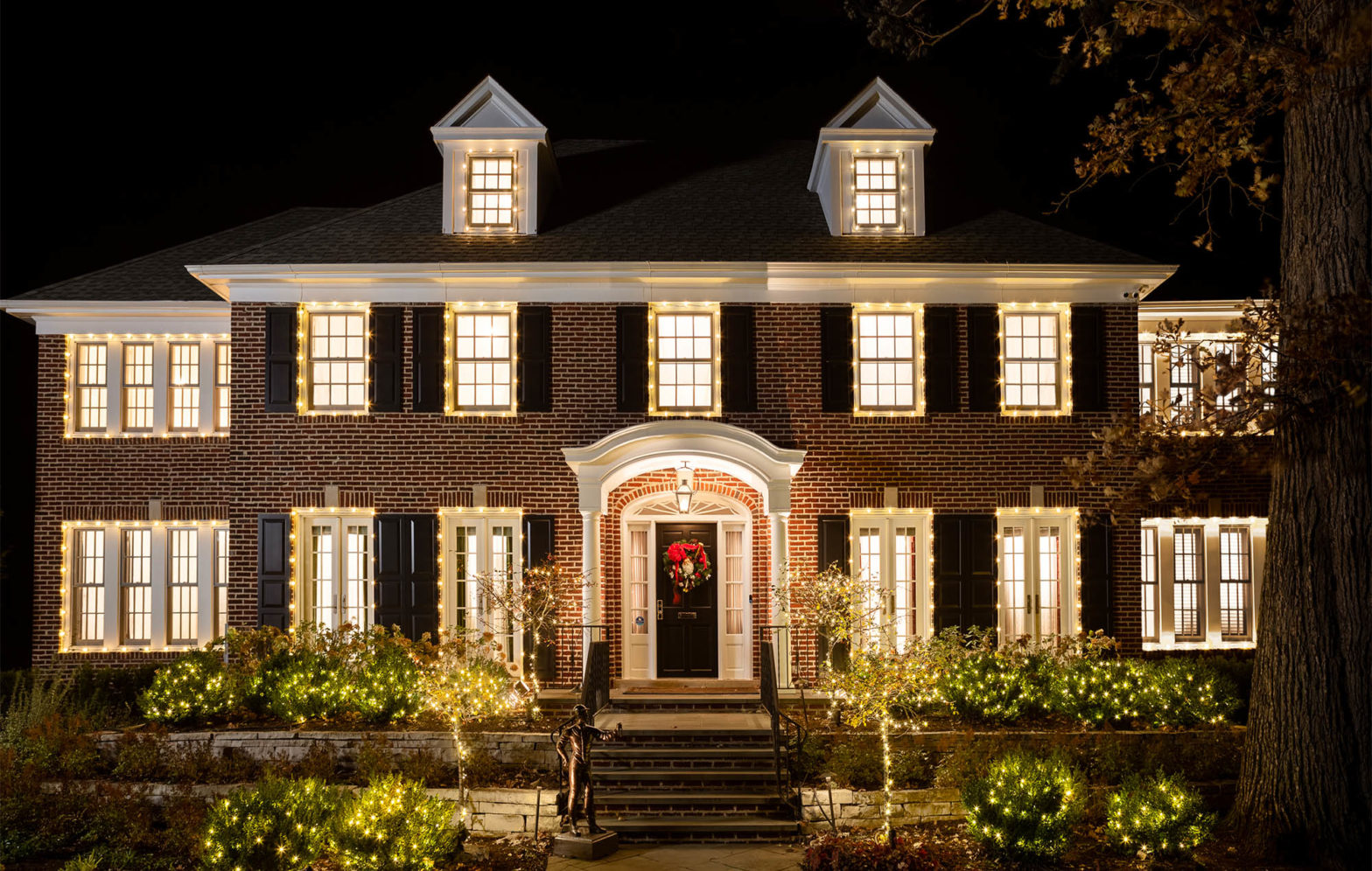 You Can Rent The 'Home Alone' House On Airbnb For Only $25/Night