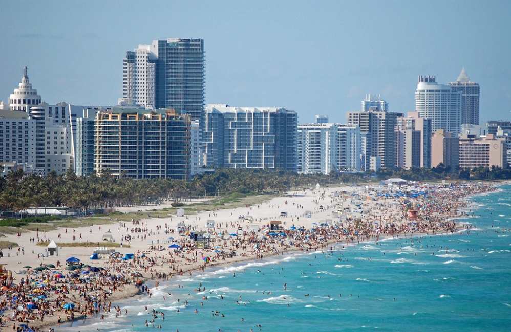 Shootings During Spring Break Lead Miami Beach Authorities To Declare Curfew