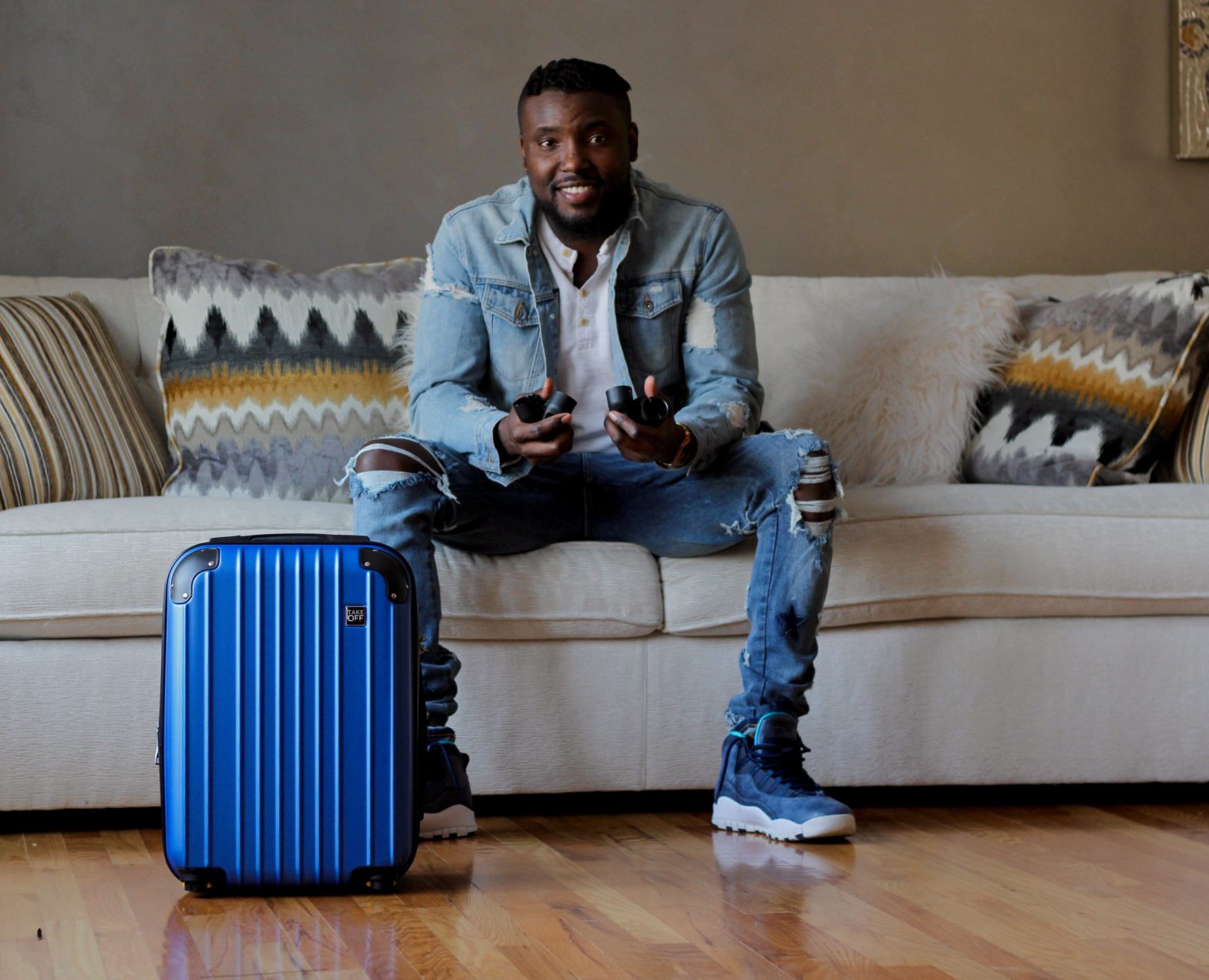 Goodbye Baggage Fees: This Black Man Created A Carry-On That Converts To A Personal Bag