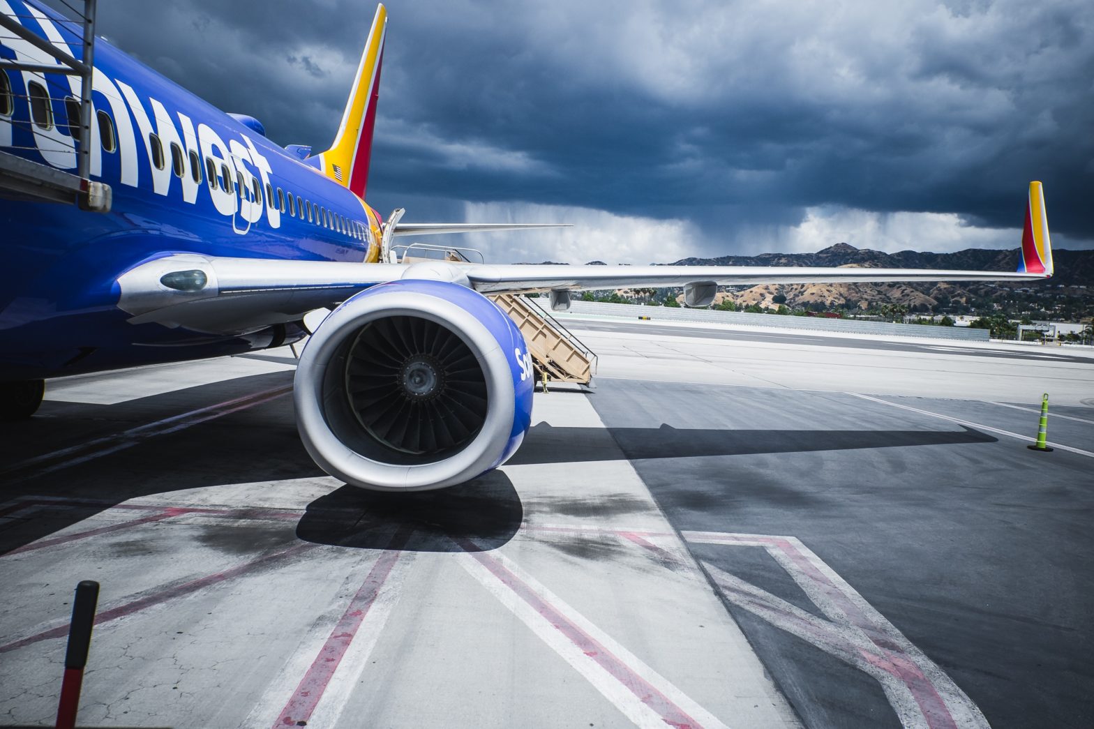 Southwest Airlines Pilot  Reprimands Passenger Who AirDropped Nudes On Board