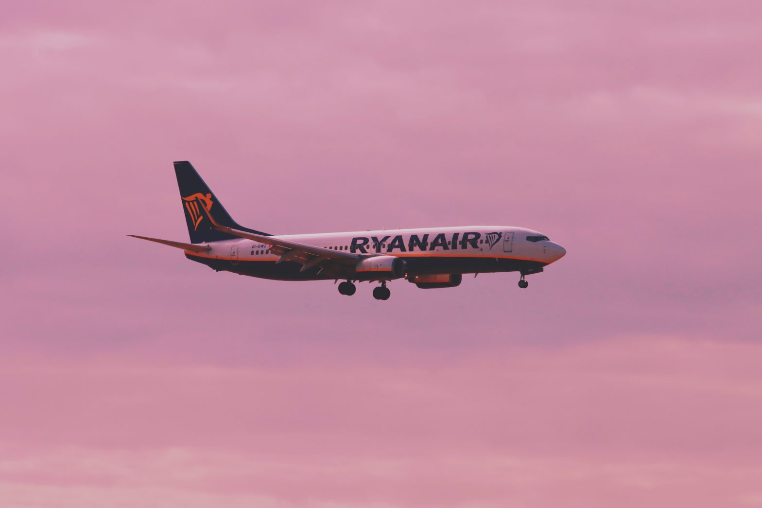 Woman Claims Ryanair Airlines Flew Her Children To Spain Unaccompanied