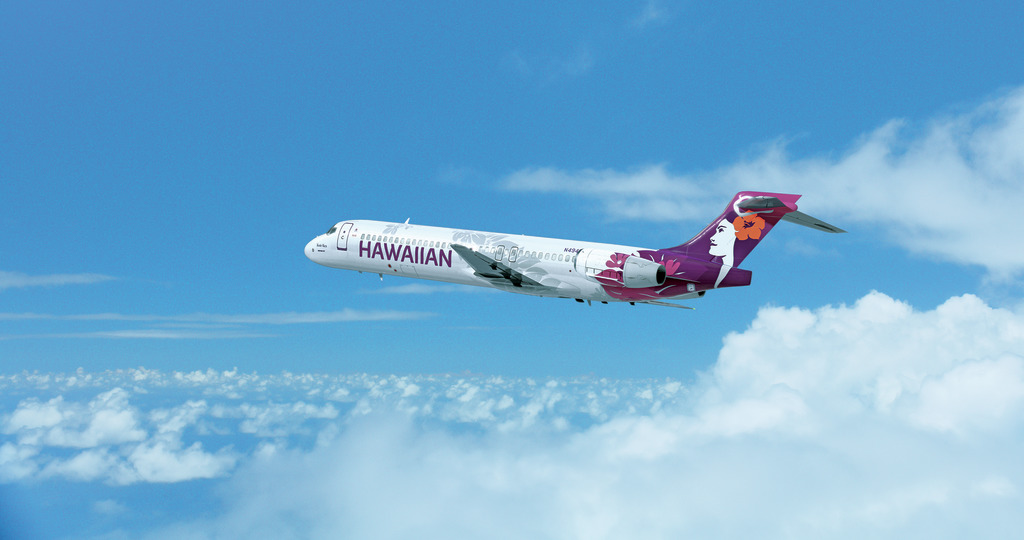 Mother And Daughter Pilots Make History At Hawaiian Airlines
