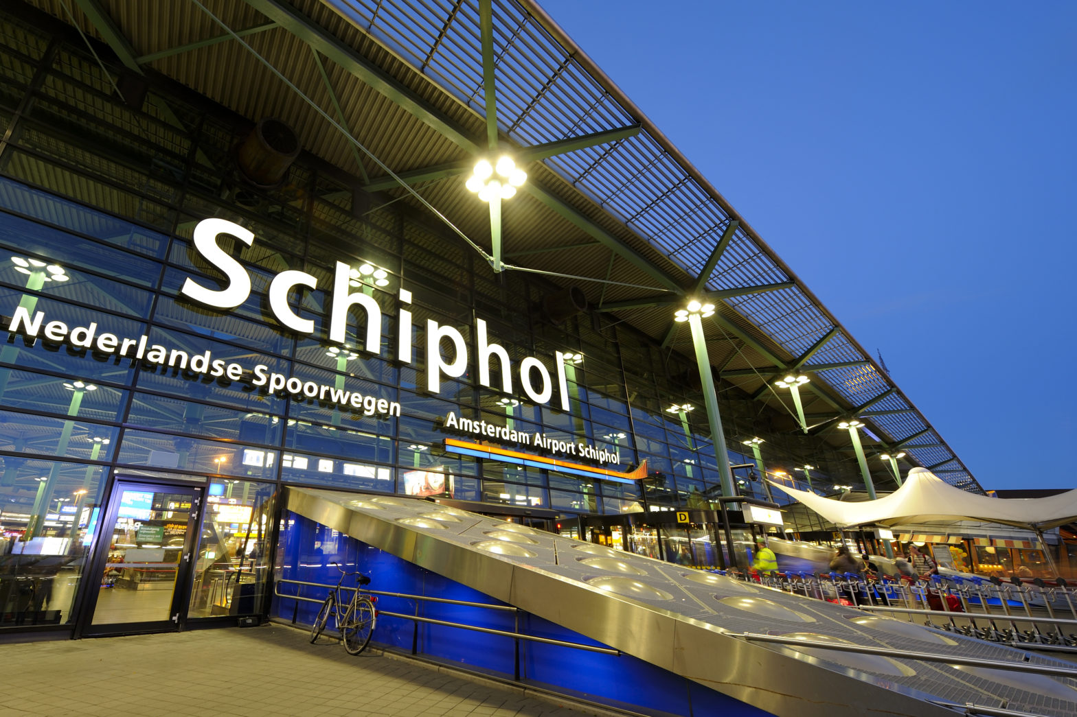 Amsterdam Airport Capping Passenger Departures Through Early 2023