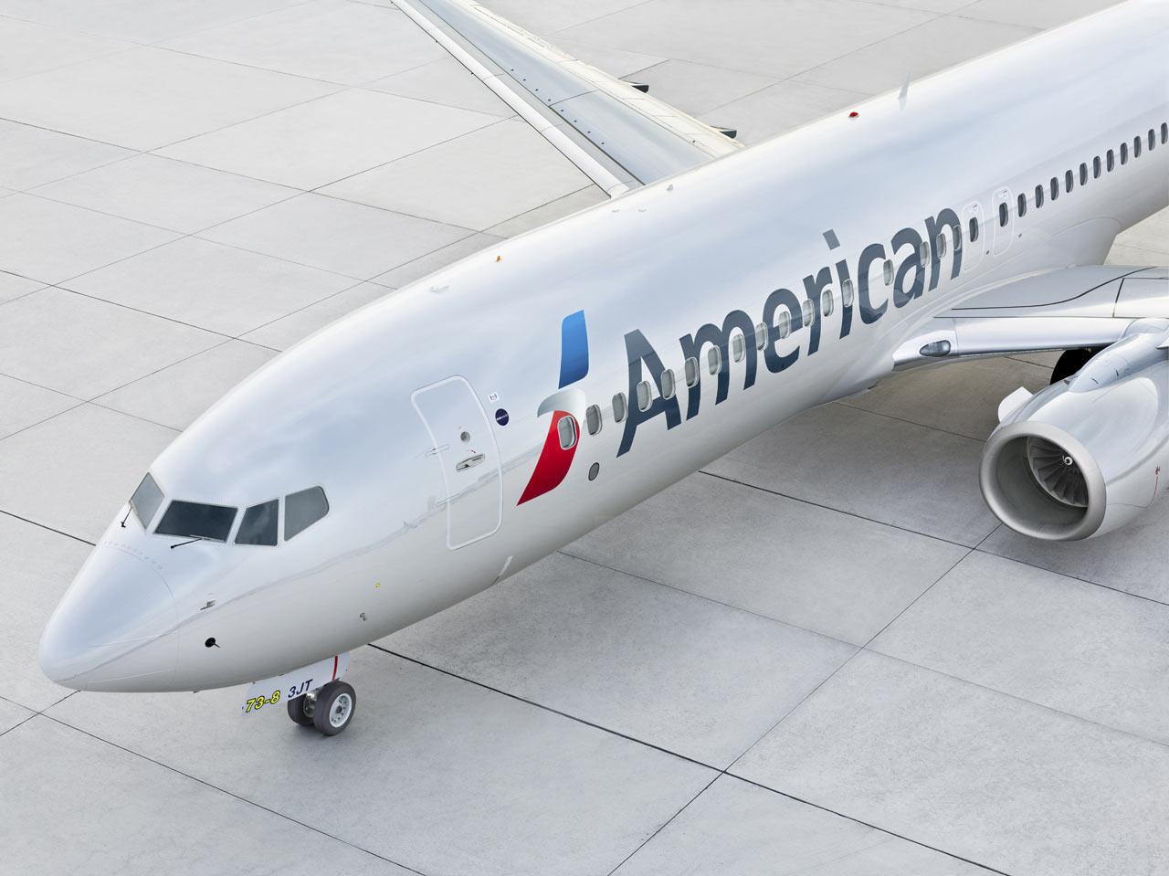 400 American Airlines Flight Attendants Given Ultimatum As It Prepares To Close San Francisco Crew Base