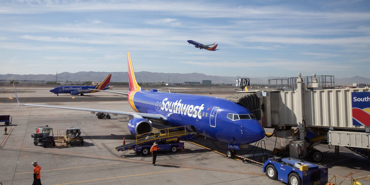 Southwest Offers 25,000 Reward Points To Passengers Impacted By Hot Mess Holiday Cancellations