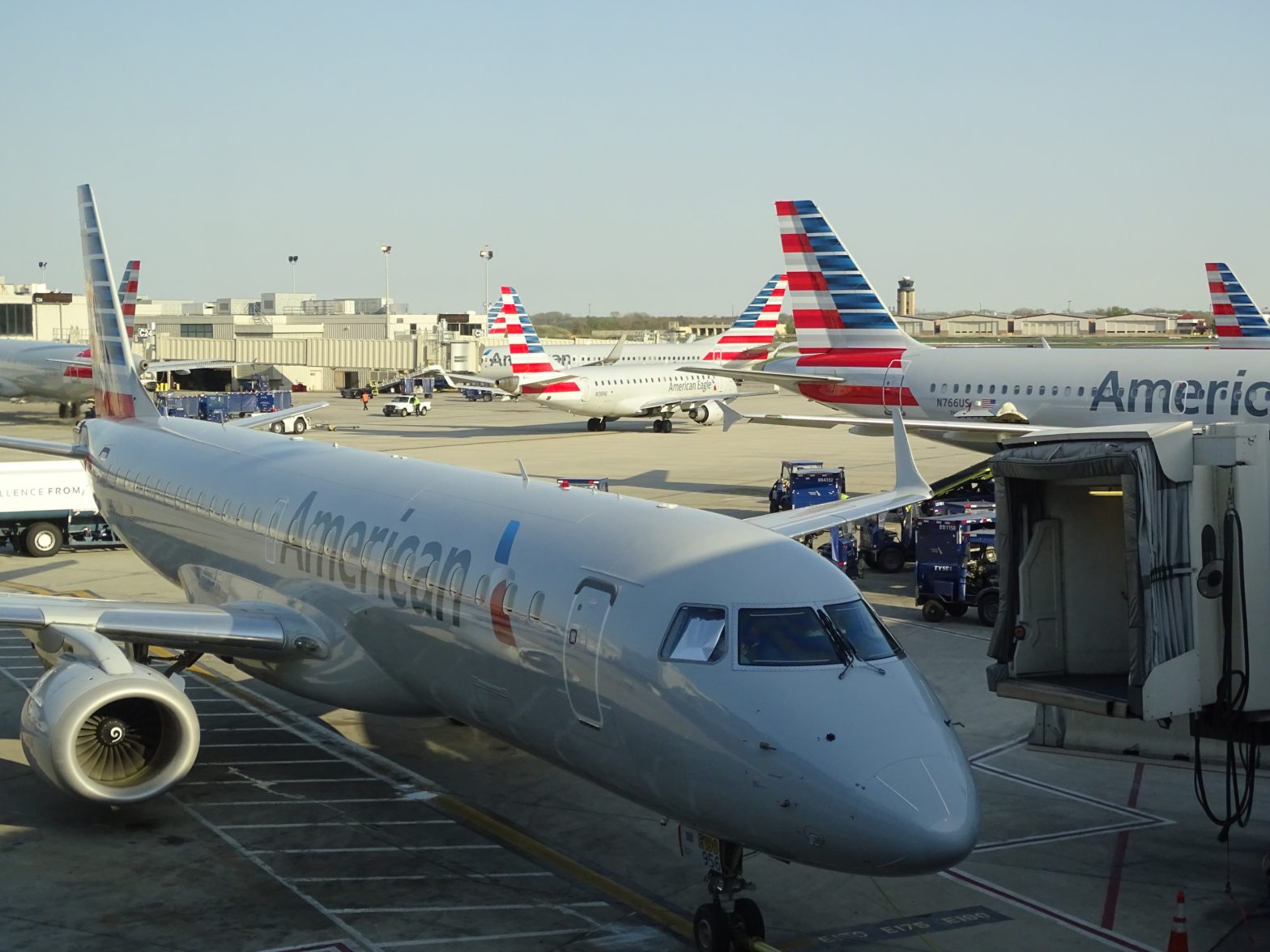 American Airlines Flight Attendants Reprimanded By Carrier For Reporting Toxic Fumes In Cabin