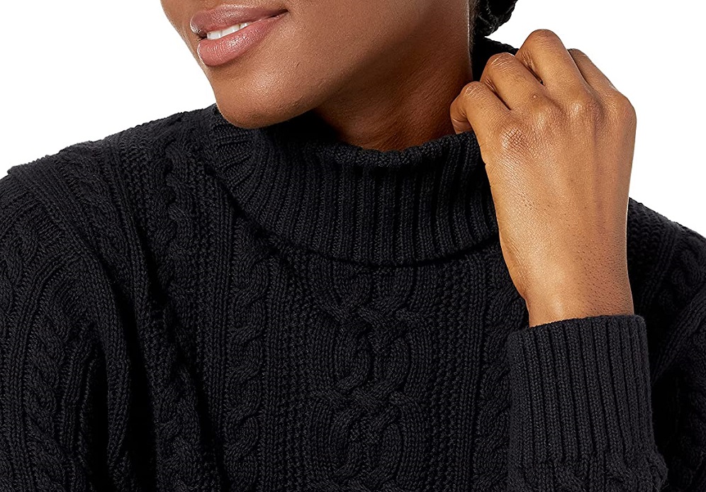 Traveling In Style: 8 Sweaters To Wear For Any Occasion