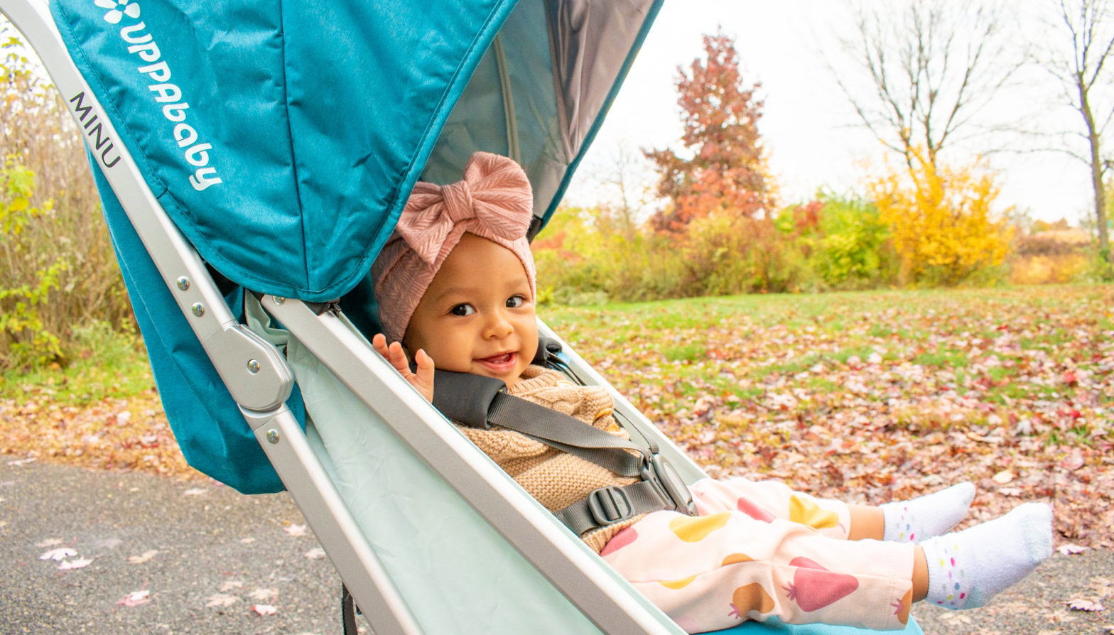 5 Compact Travel Strollers That Fit In Overhead Bins