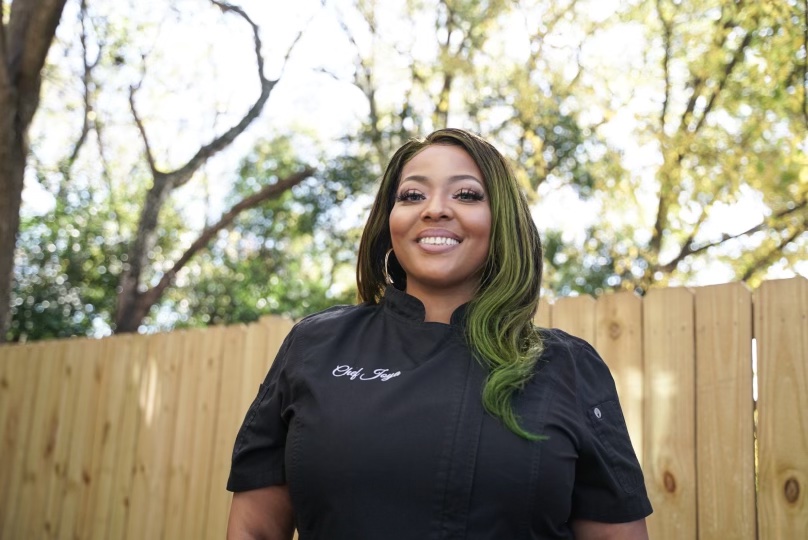 Chef Joya Teaches Individuals How to Make Their Favored Foods Vegan