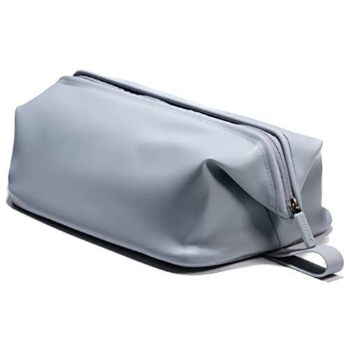 LINE+ARC 'The Dopp Kit' Silicone Toiletry Bag