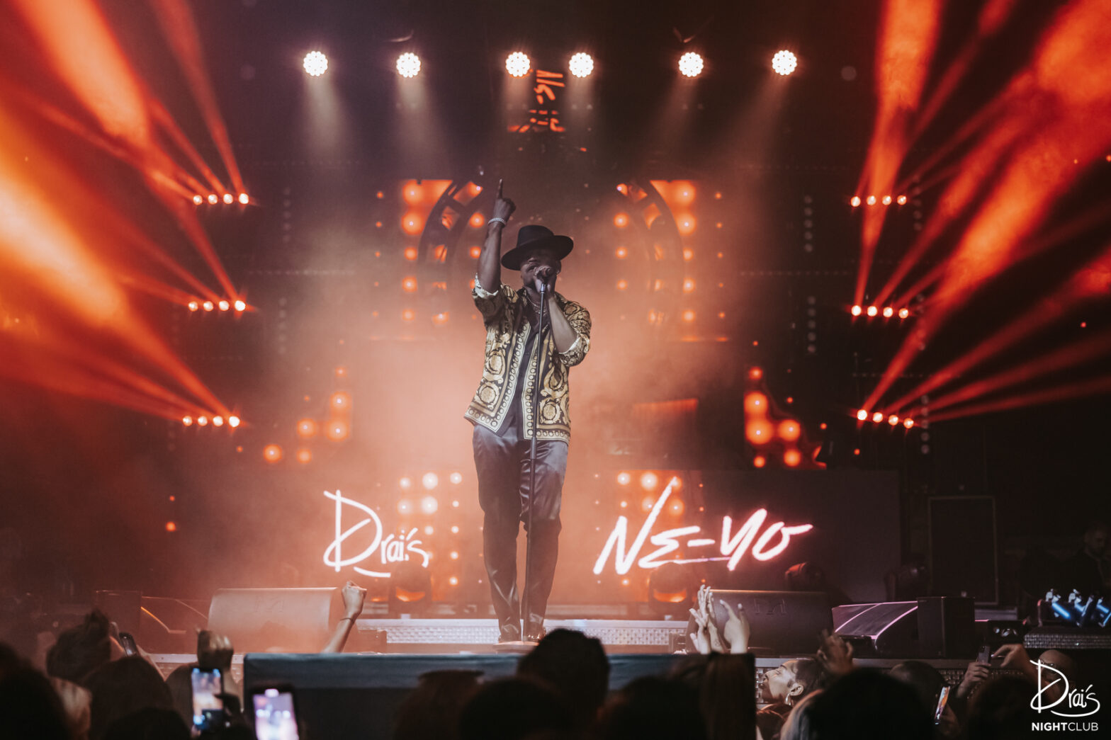 Singer Ne-Yo performing on stage at Club Drais in Vegas