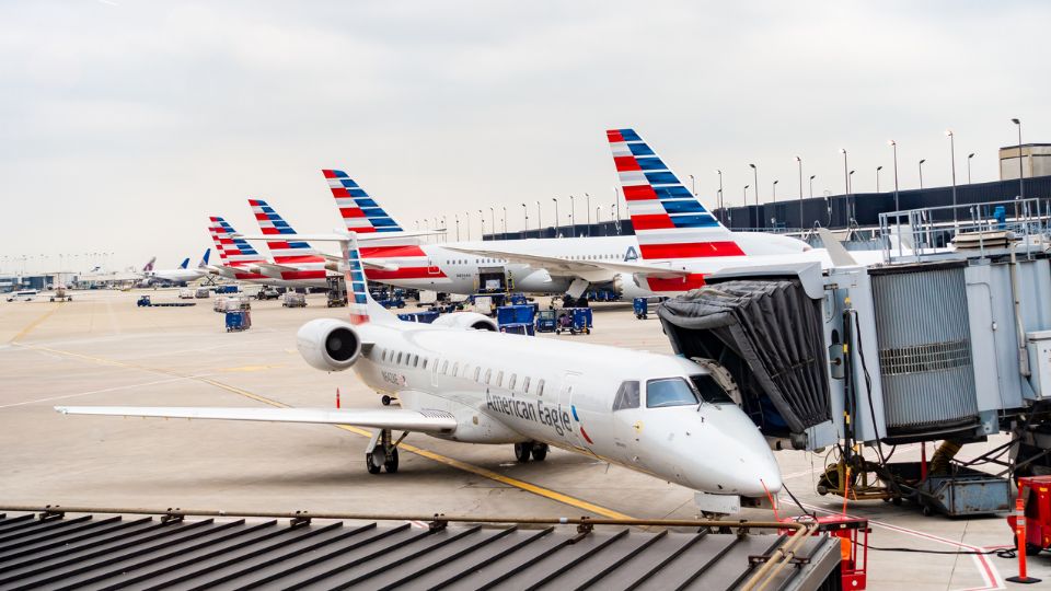 American Airlines Implements Mandatory Bag Tags For Regional Jet Flights