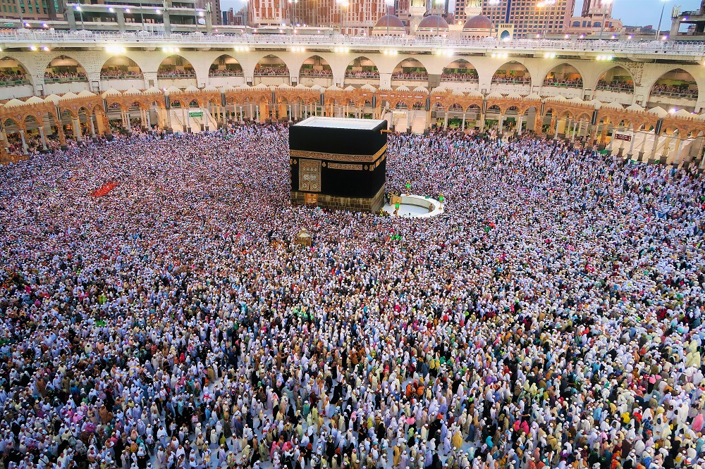 Two Million Muslims Embark on Full Capacity Hajj Pilgrimage