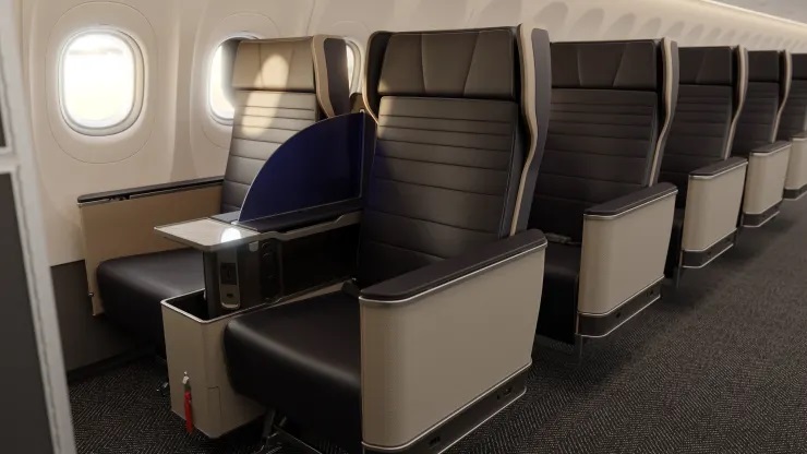 United Airlines Introduces First-Class Seats for Domestic Flights With Wireless Charging