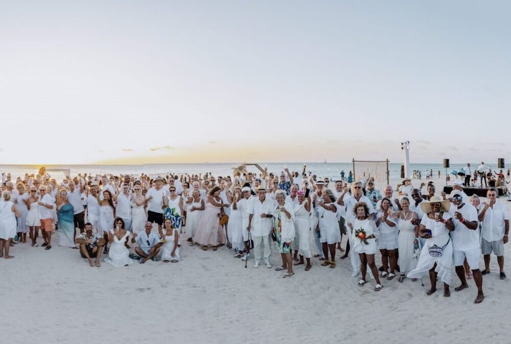 Aruba I Do: The Largest Vow Renewal in the Caribbean