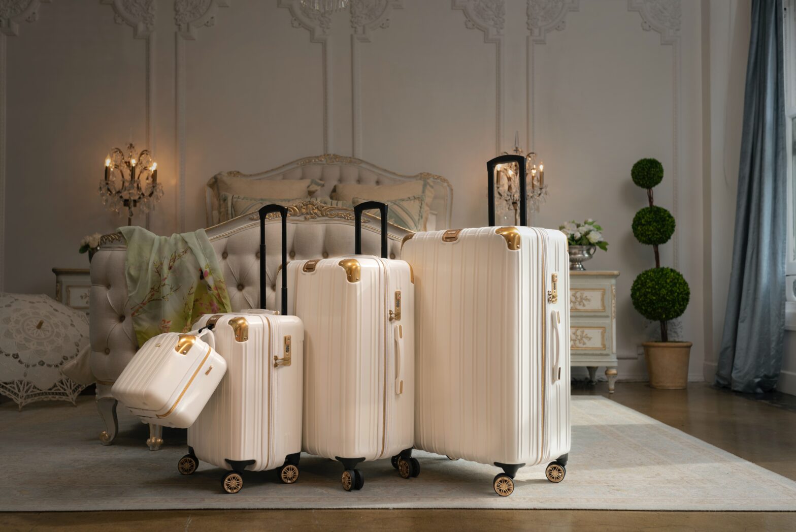 Stylish Luggage Sets under $400 on Amazon