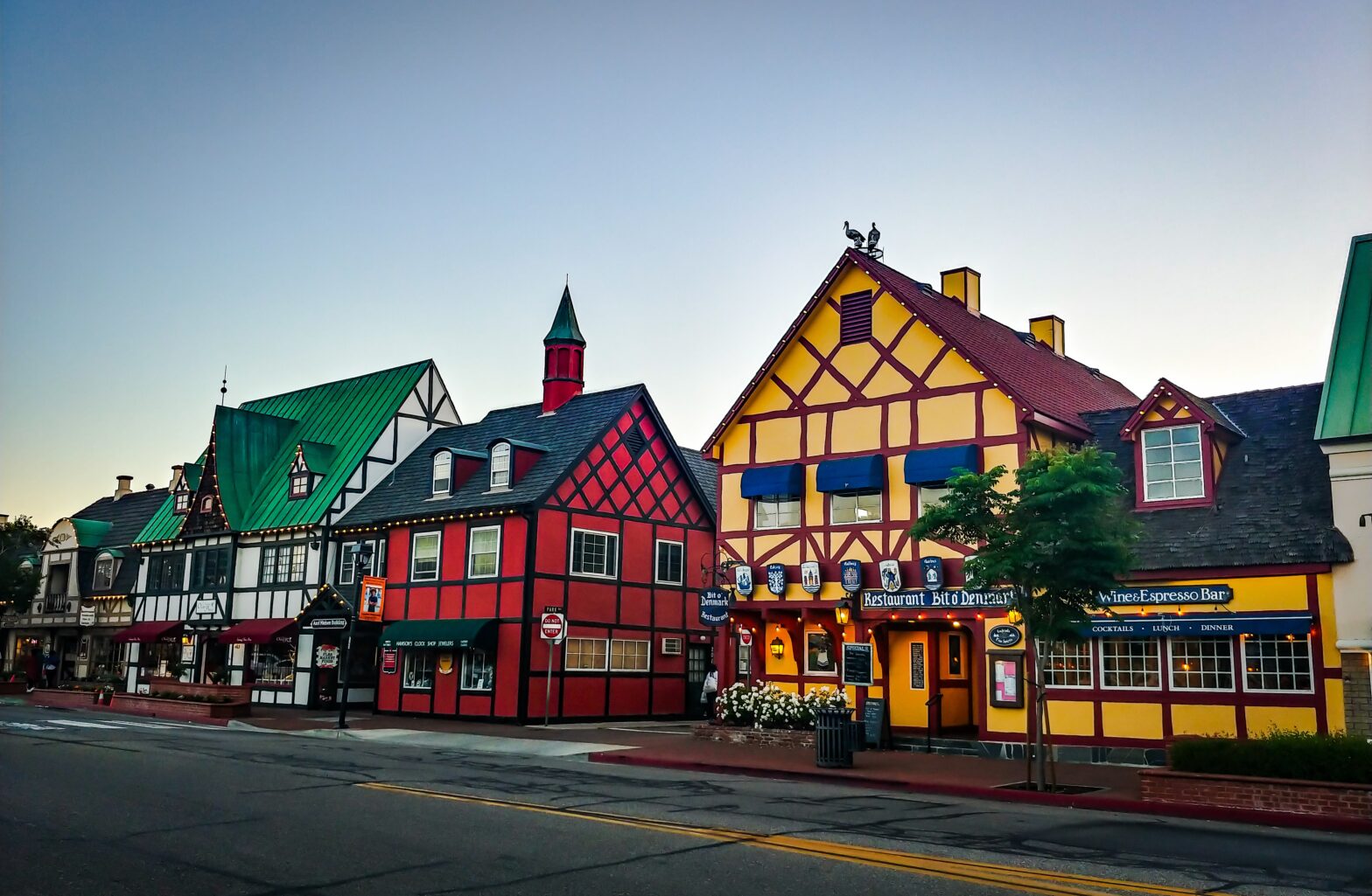 These US Towns Will Make You Feel Like You're in Europe