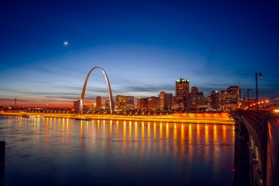 sunset skyline of St. Louis, Missouri
