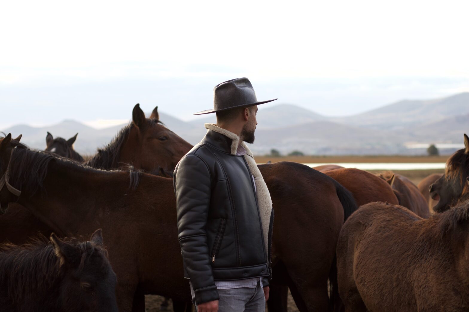 Travel Guru Courtney Lanctot Recommends A Luxury Dude Ranch For Your Next Vacation