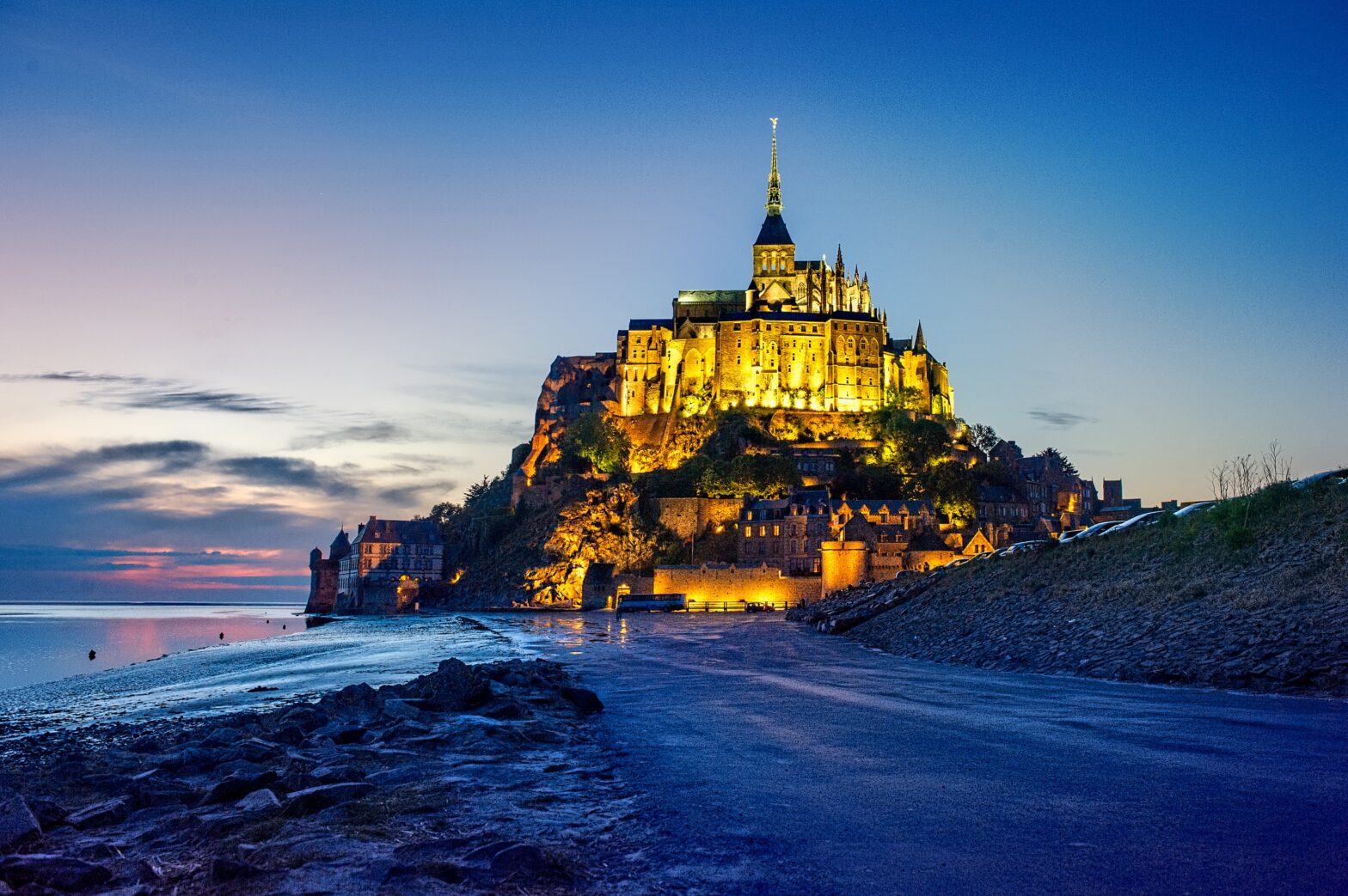Mont-Saint-Michel: A Guide to Visiting This Exquisite French Gem