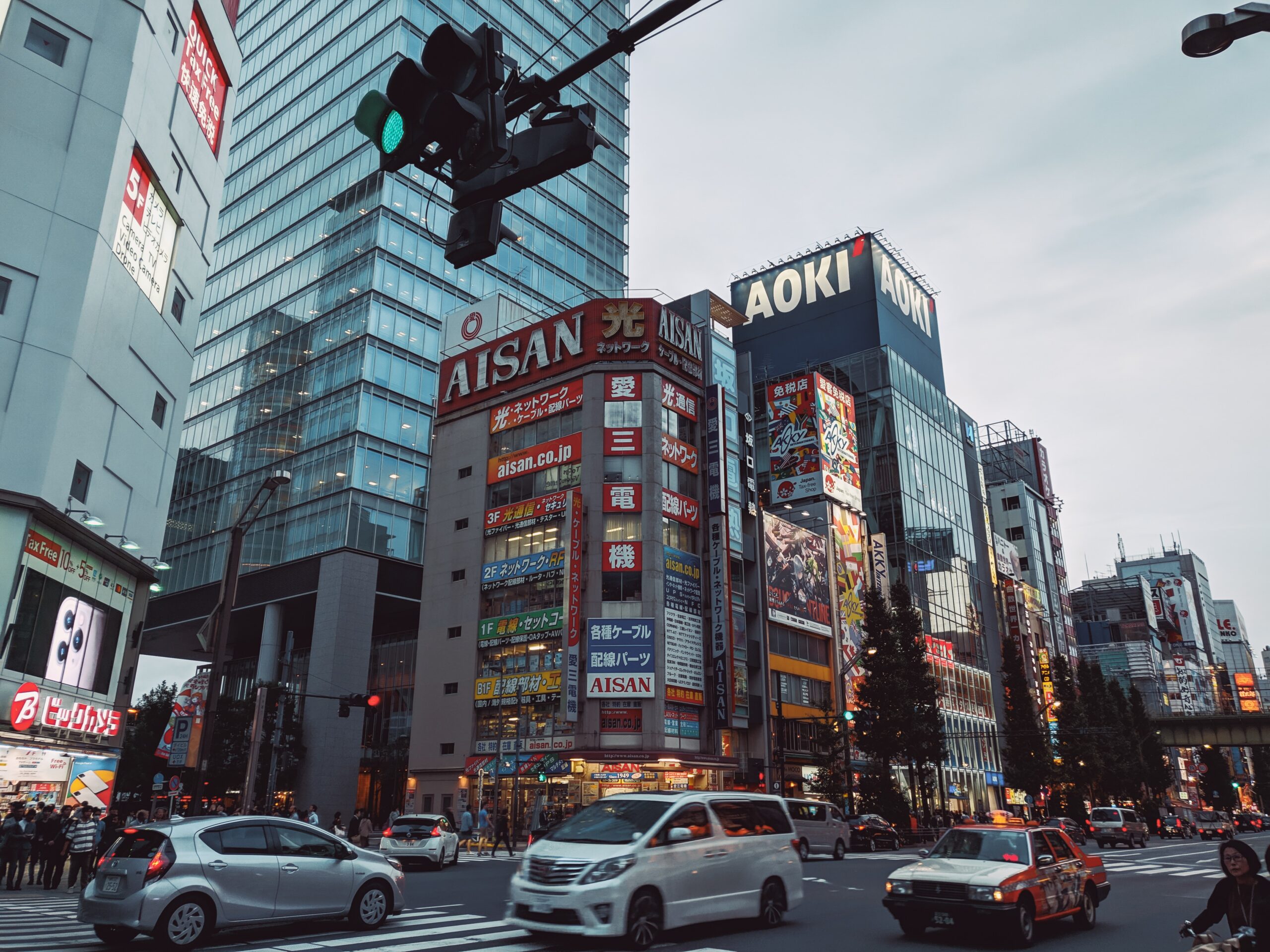 Transportation in the area of Akihabara is well organized since there are high populations in Japan. 
pictured: a bustling street in Akihabara 