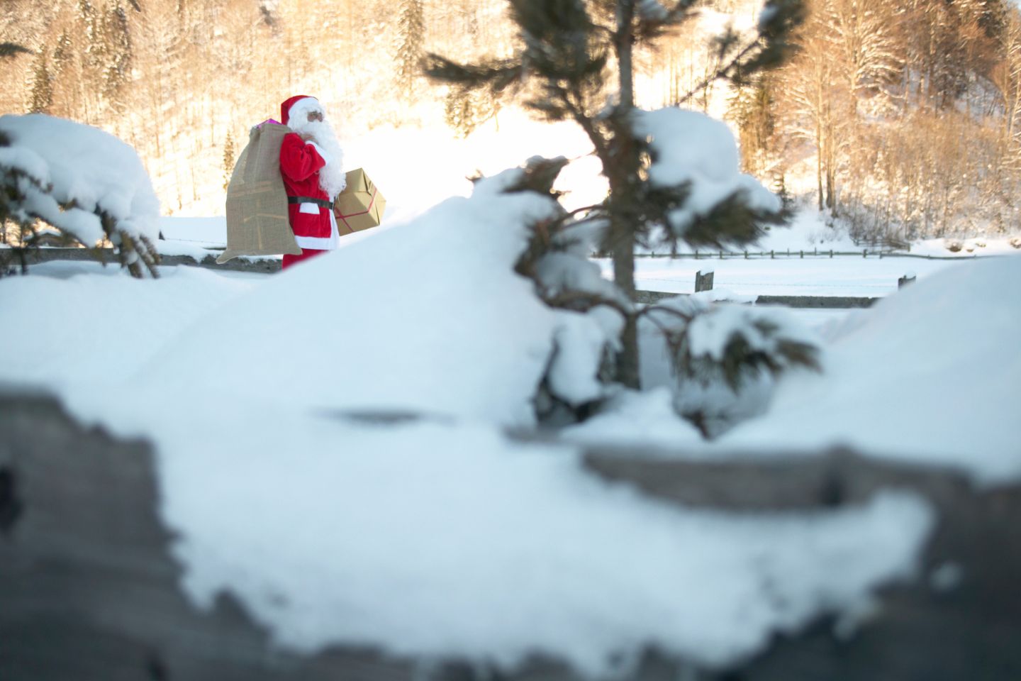 Get To Know Santa Claus, A Real Town In the US
